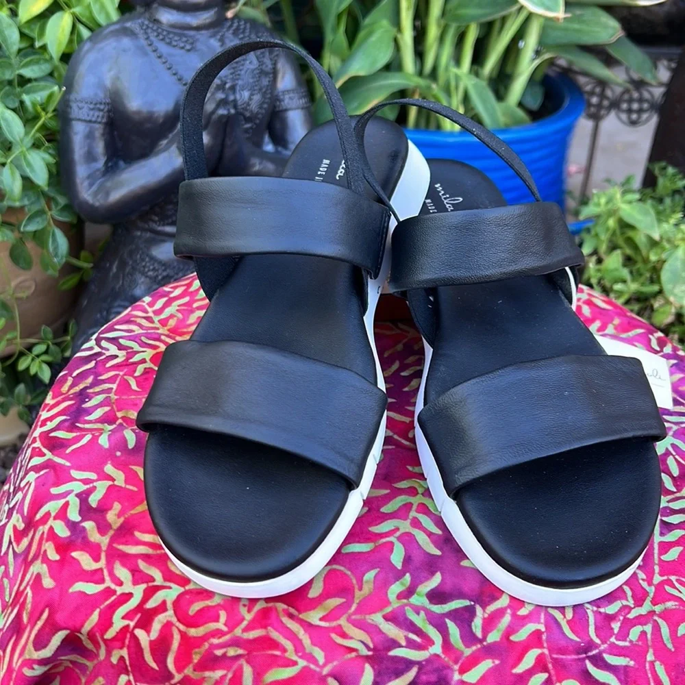 New Black Leather Strappy Slip On Cushion Sandals - Picture 1 of 15